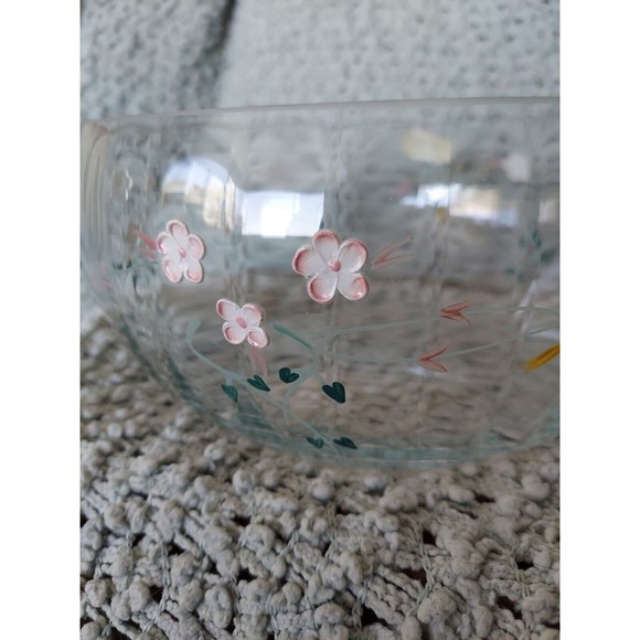 CRYSTAL BOWL MADE IN ROMANIA RAISED FLORAL DESIGN Crystal Clear Design - Picture 2 of 9